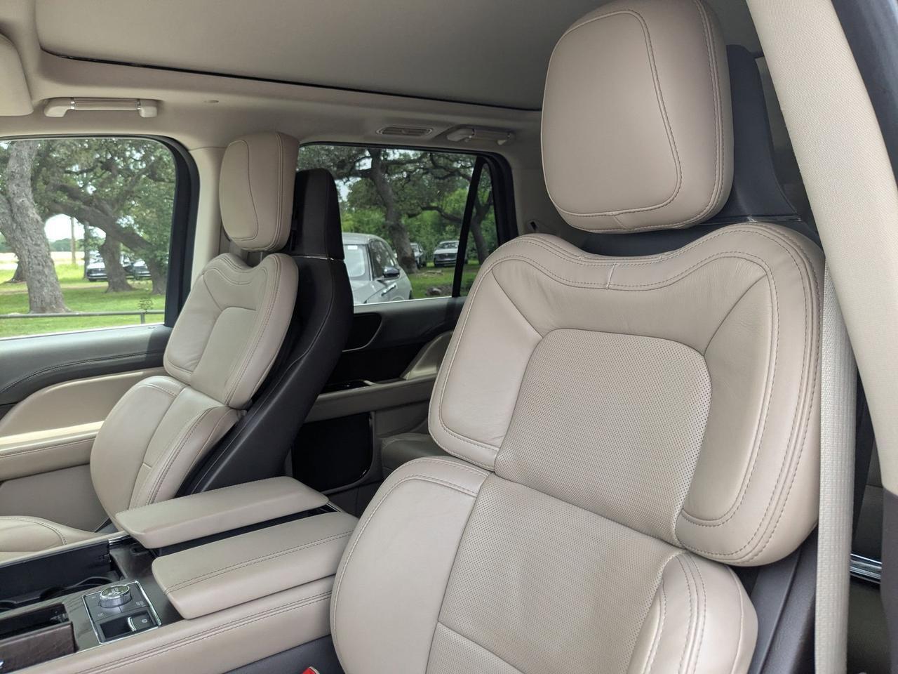 2022 Lincoln Navigator L Reserve
