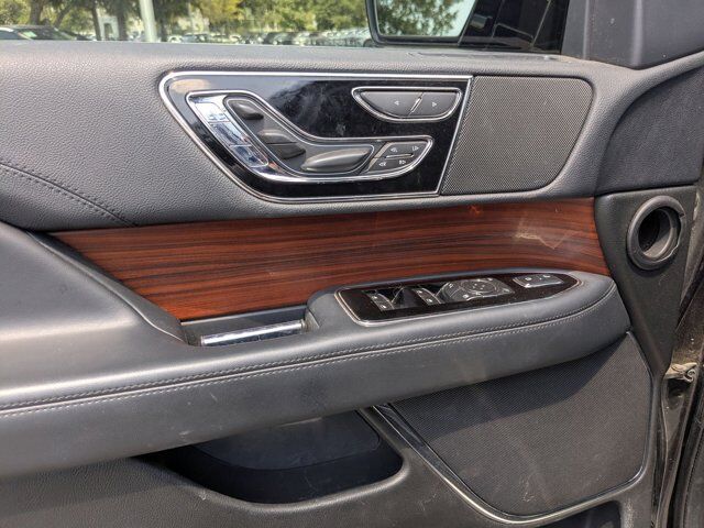 2022 Lincoln Navigator L Reserve