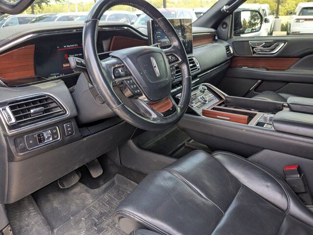 2022 Lincoln Navigator L Reserve