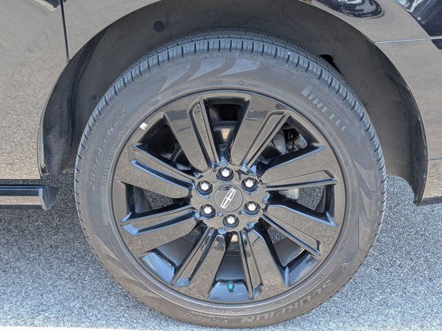 2022 Lincoln Navigator L Reserve