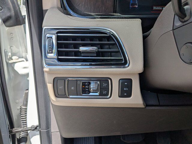 2022 Lincoln Navigator L Reserve