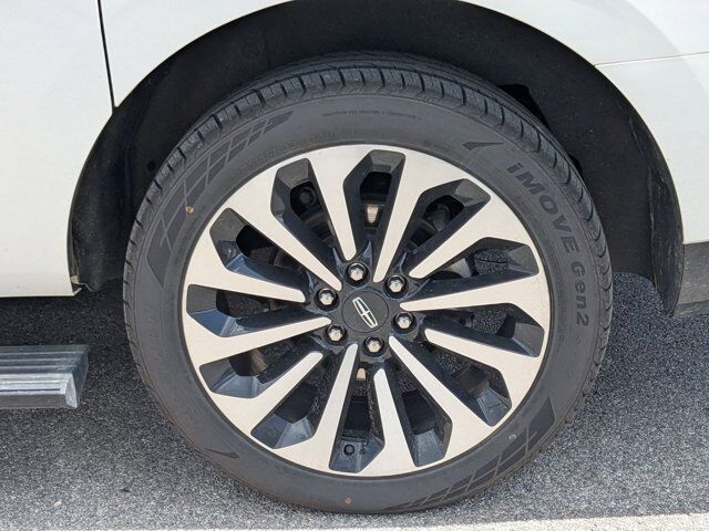 2022 Lincoln Navigator L Reserve