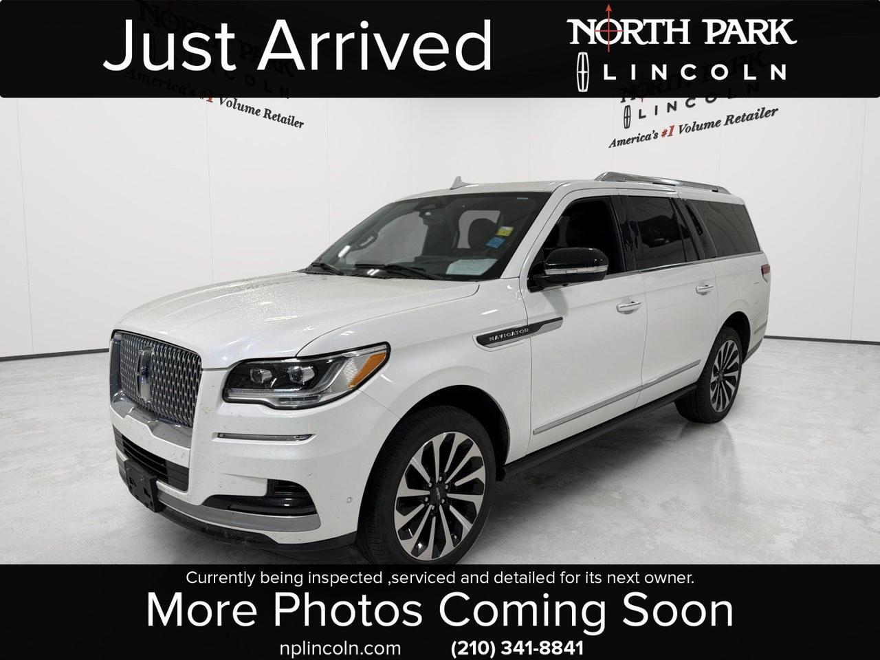 2022 Lincoln Navigator L