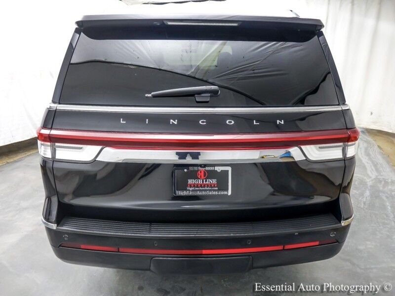 2022 Lincoln Navigator L Reserve