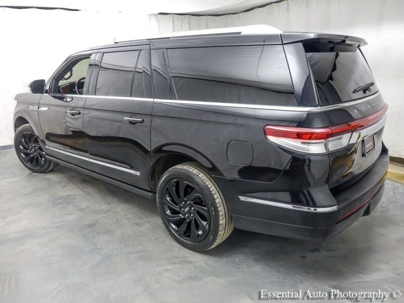 2022 Lincoln Navigator L Reserve