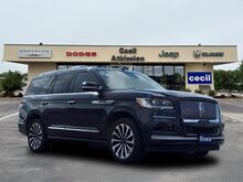 2022_Lincoln_Navigator_Reserve_  TX