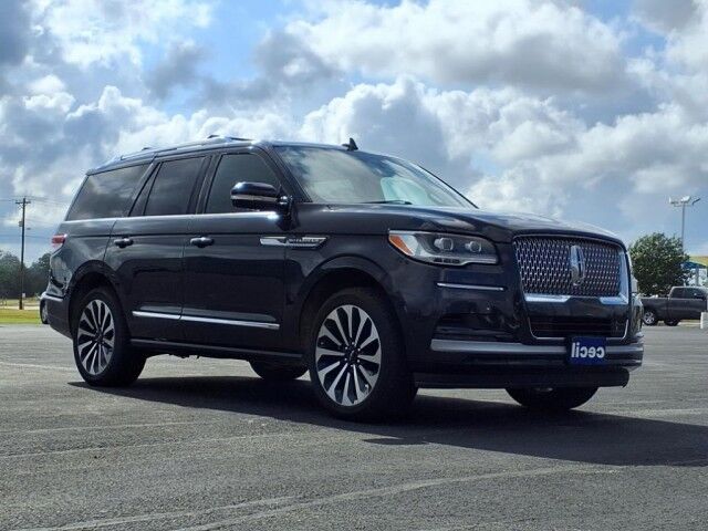 2022 Lincoln Navigator Reserve  TX