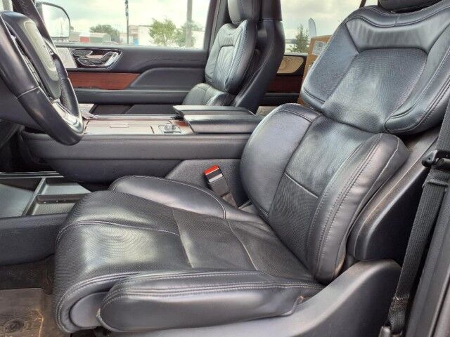 2022 Lincoln Navigator Reserve  TX
