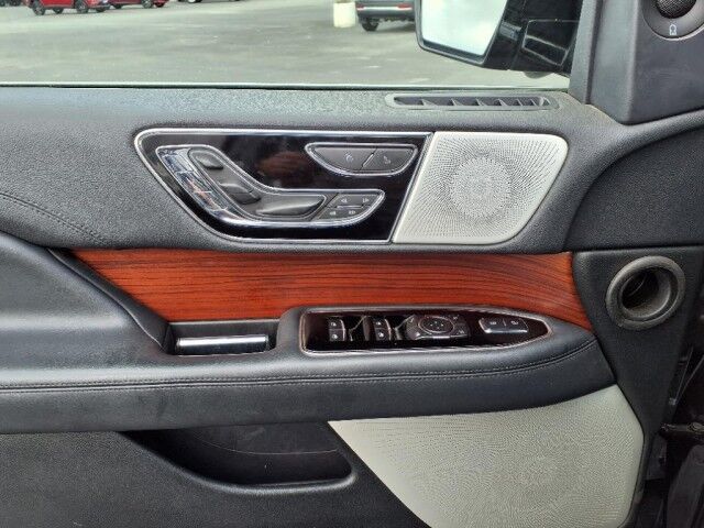2022 Lincoln Navigator Reserve  TX