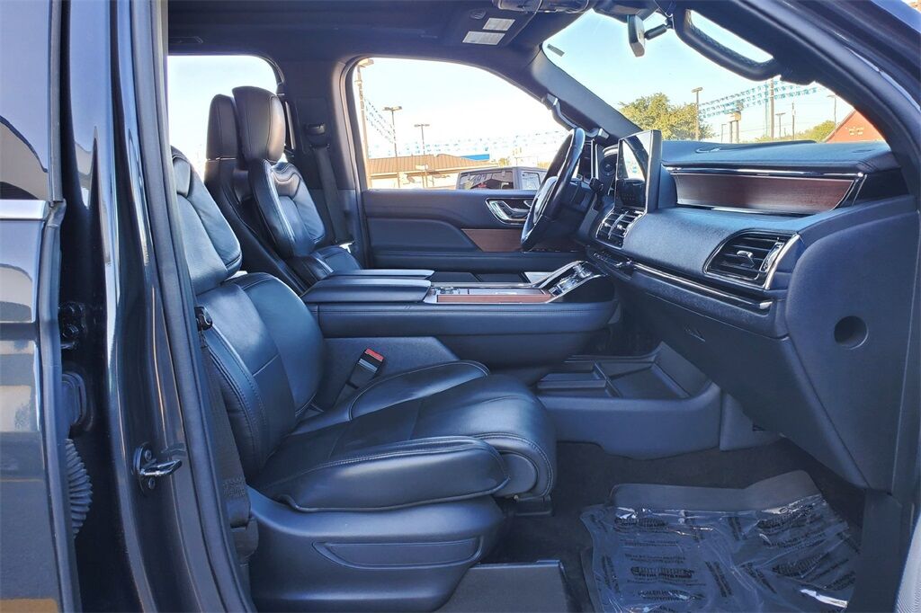 2022 Lincoln Navigator Reserve Hondo TX