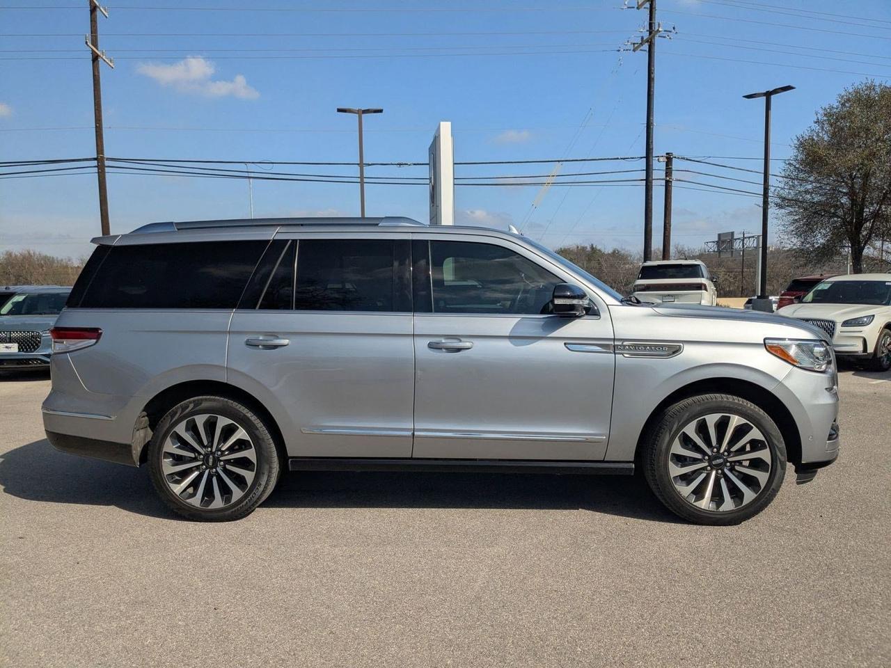 2022 Lincoln Navigator Reserve