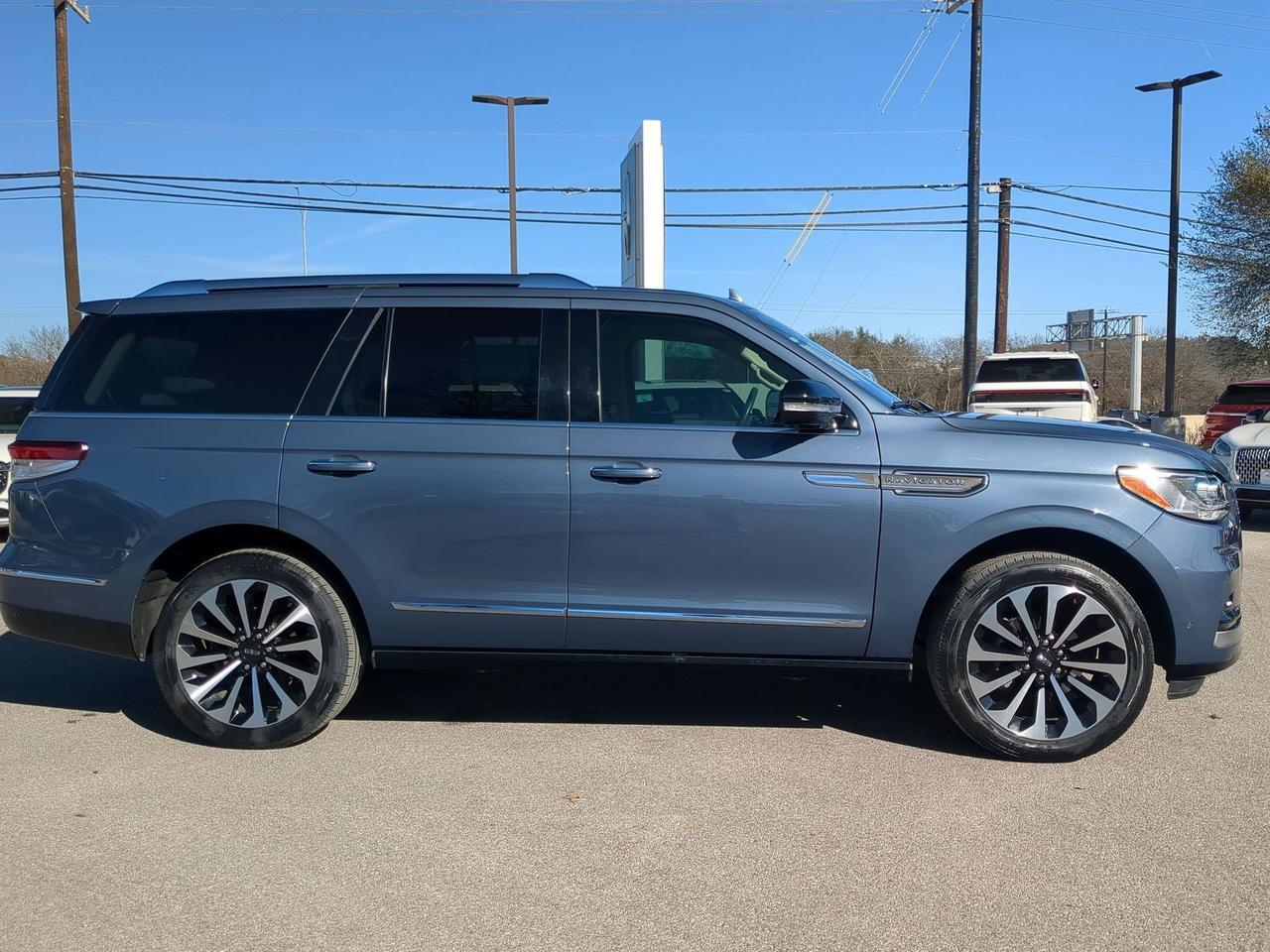 2022 Lincoln Navigator Reserve
