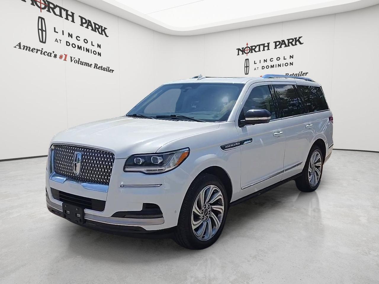 2022 Lincoln Navigator