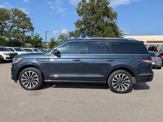 2022 Lincoln Navigator Reserve