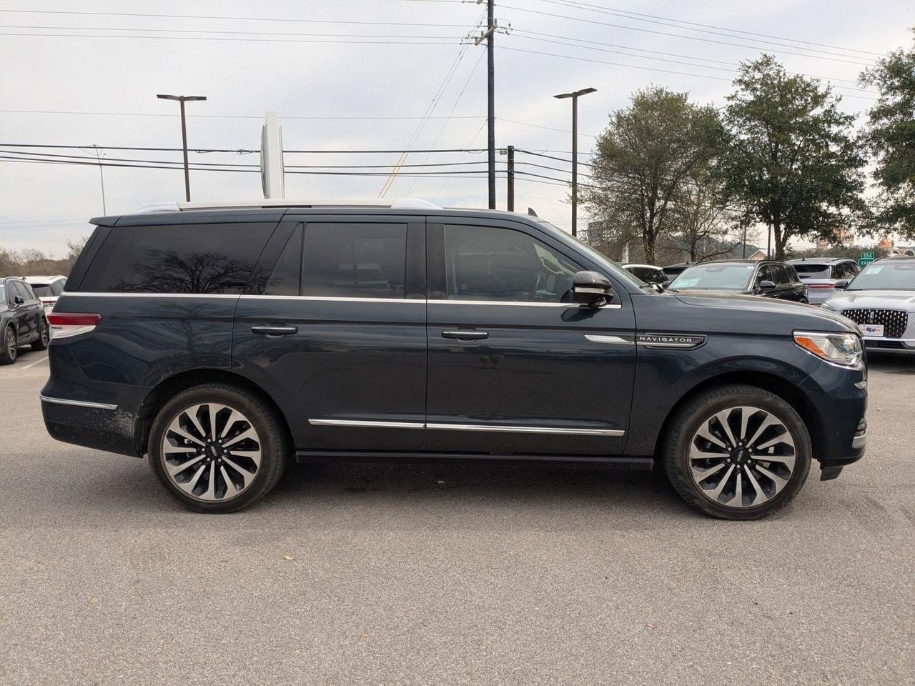 2022 Lincoln Navigator Reserve