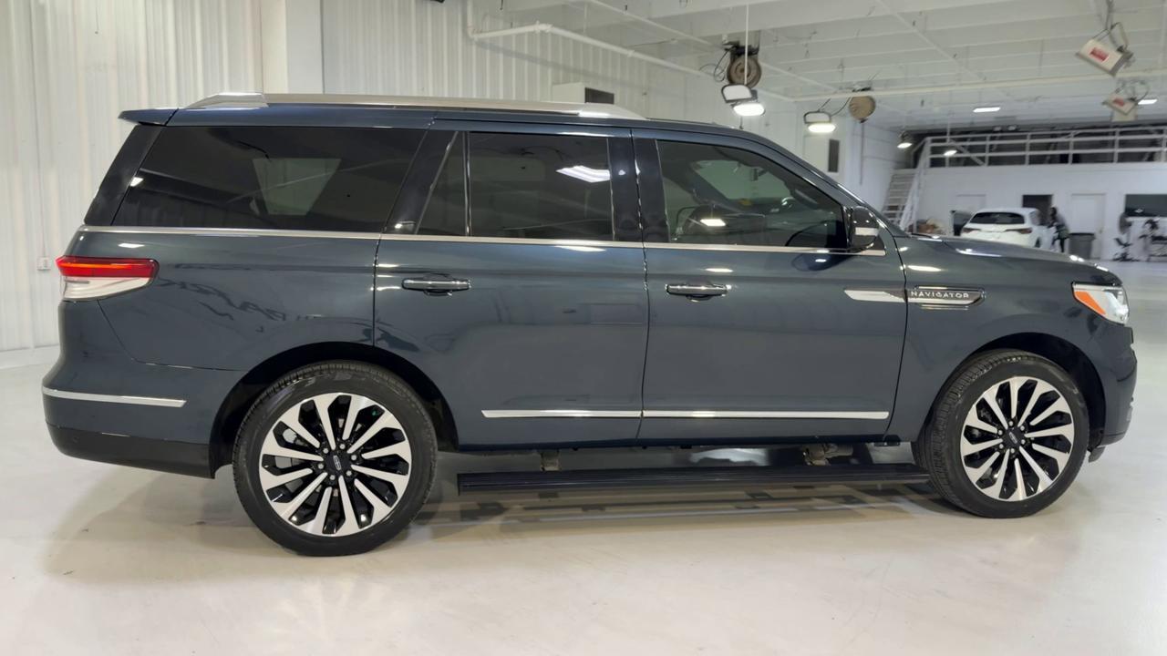 2022 Lincoln Navigator Reserve