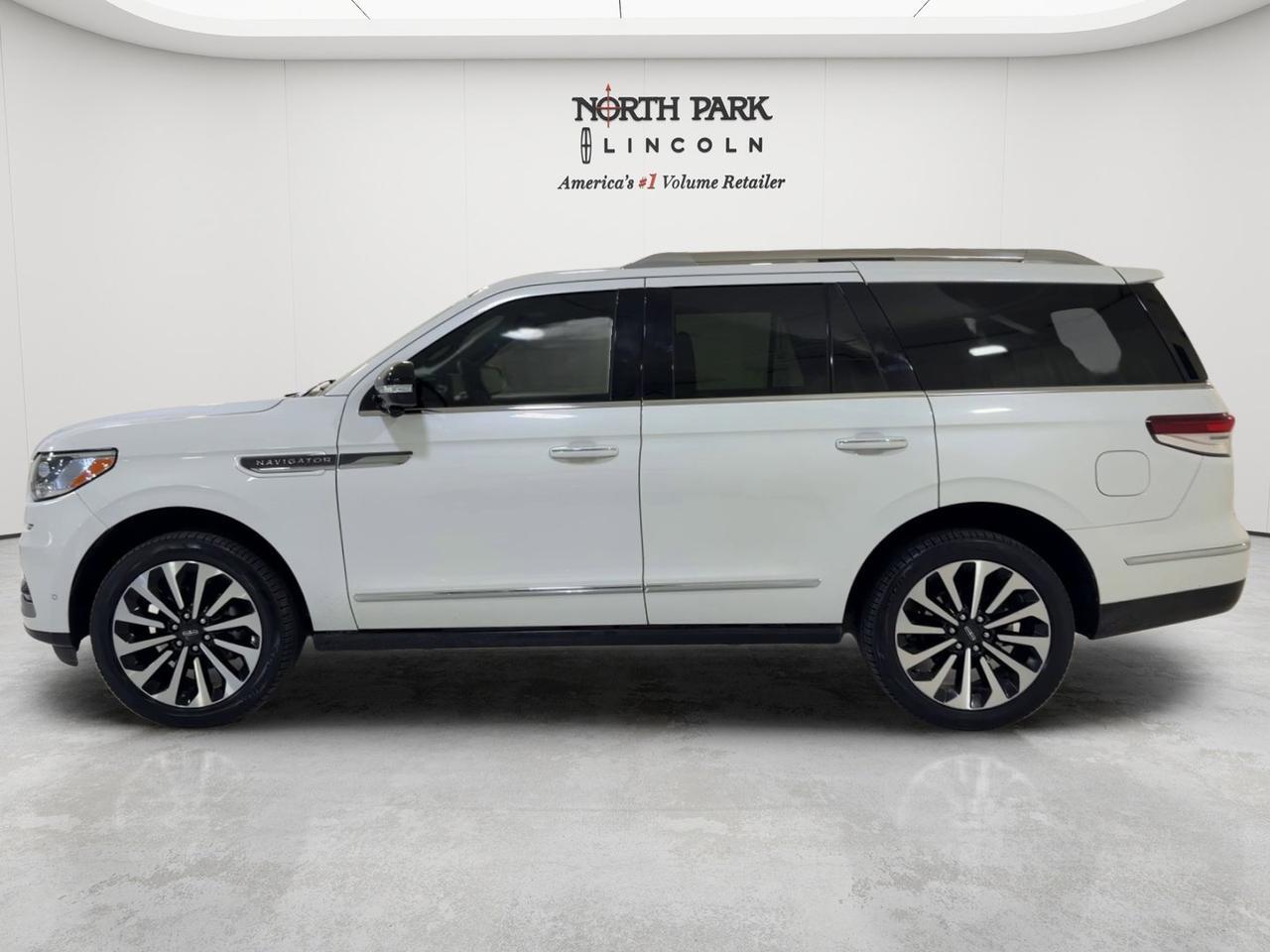 2022 Lincoln Navigator Reserve