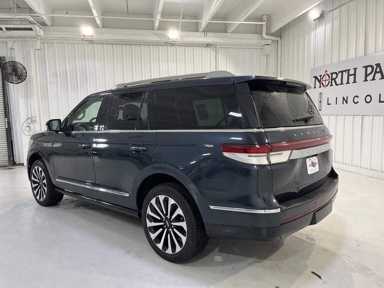2022 Lincoln Navigator Reserve