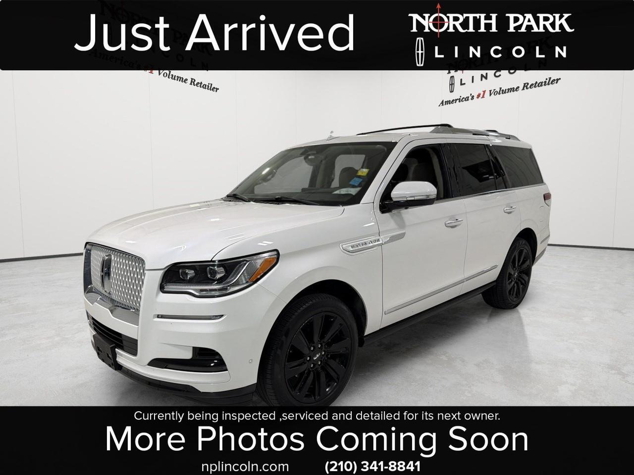 2022 Lincoln Navigator