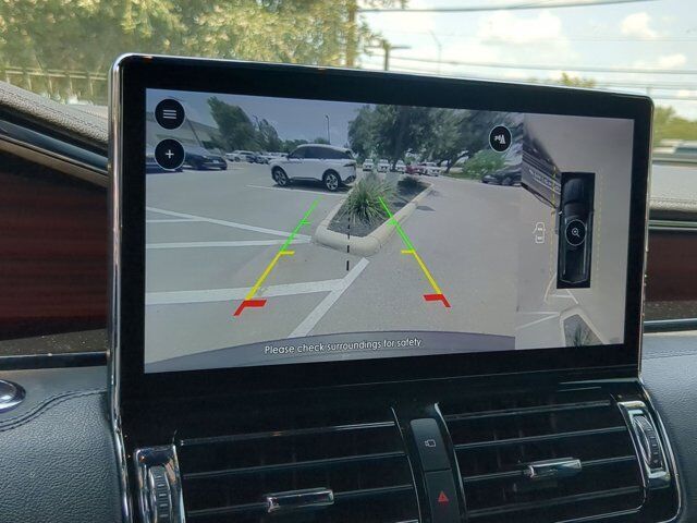 2022 Lincoln Navigator Standard