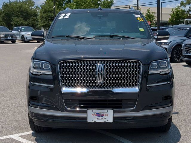 2022 Lincoln Navigator Standard