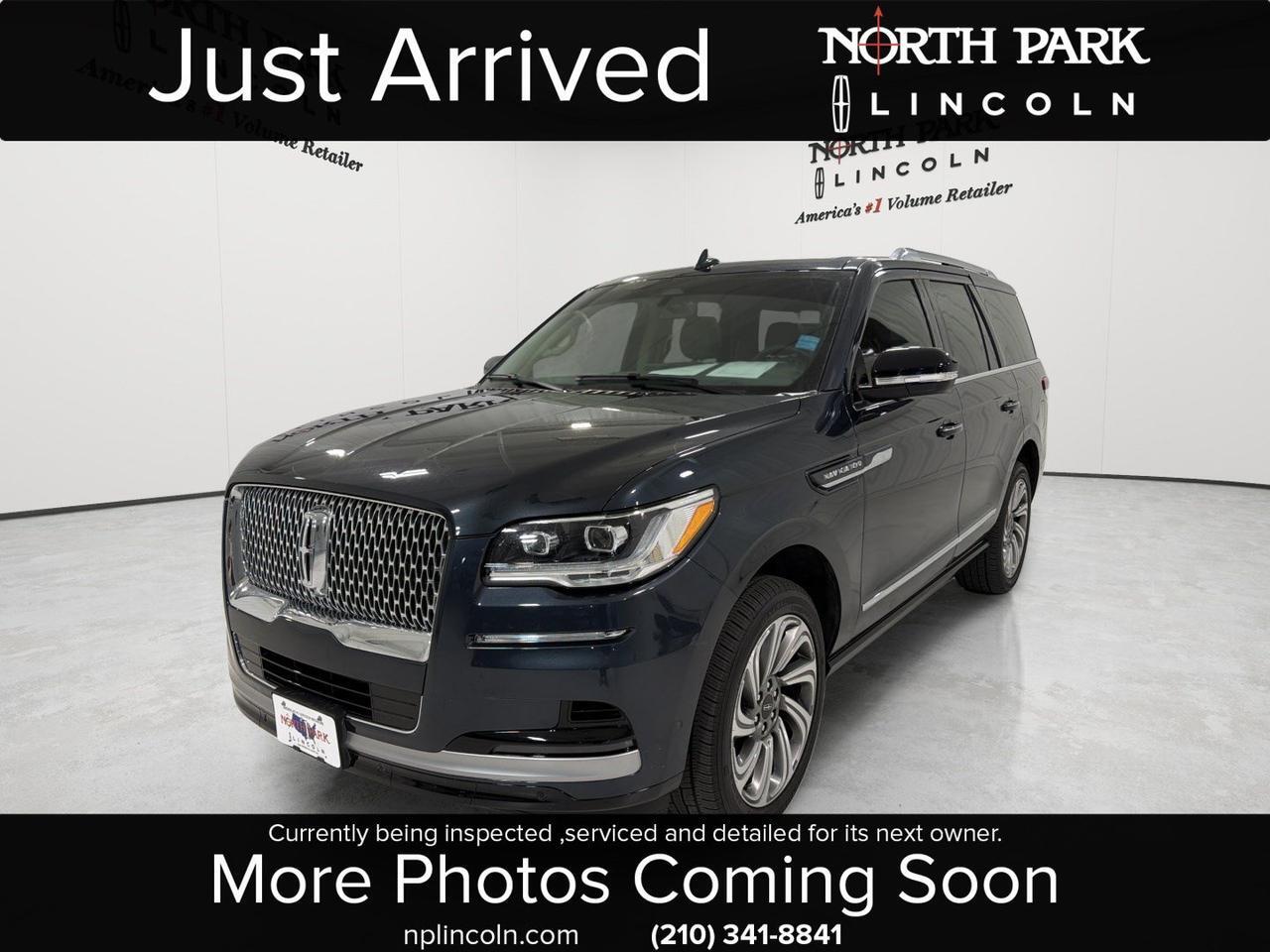 2022 Lincoln Navigator