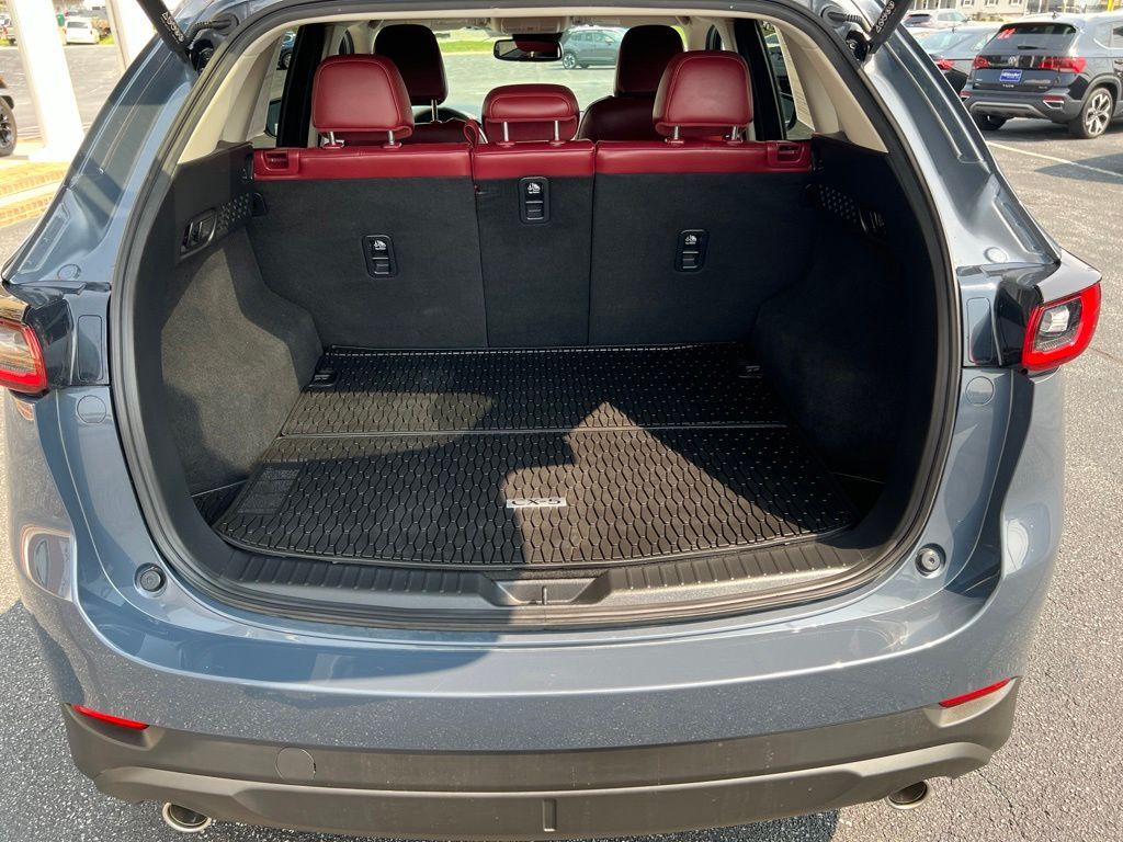 2022 MAZDA CX-5 2.5 S Carbon Edition Mount Joy PA