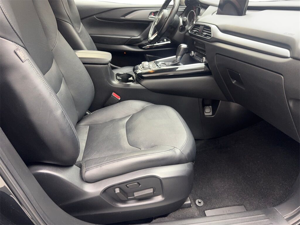 2022 Mazda CX-9 Touring photo 38