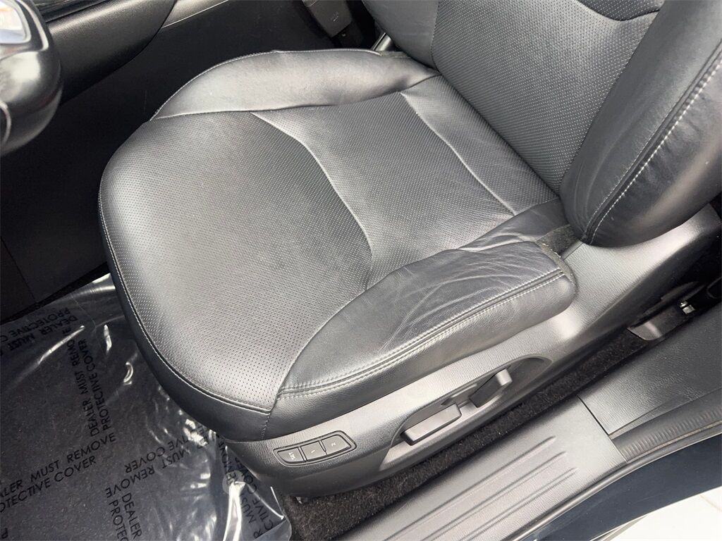 2022 Mazda CX-9 Touring photo 22