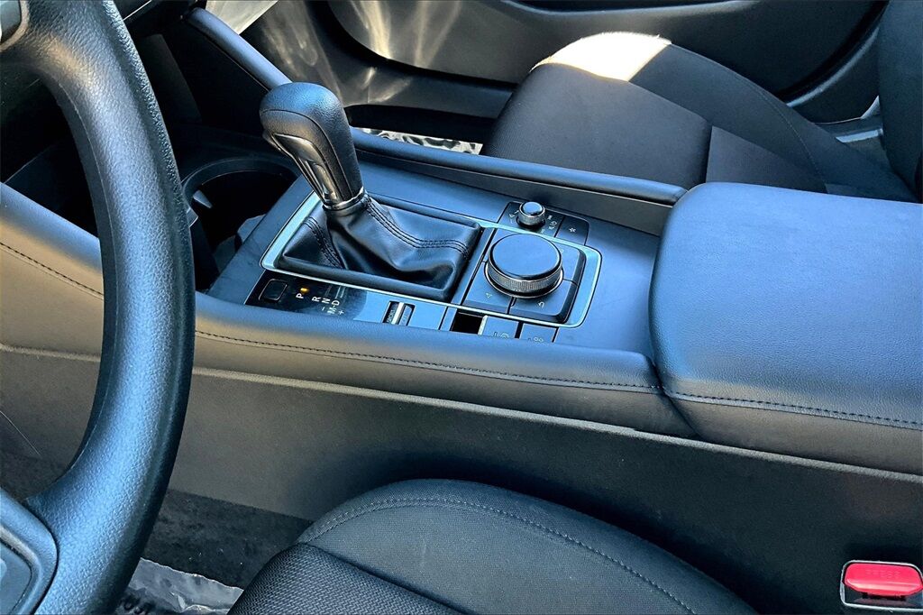 2022 MAZDA Mazda3 2.5 S OR