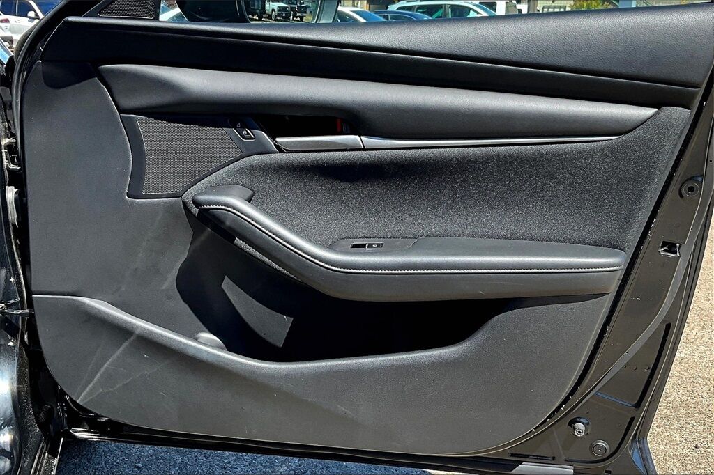 2022 MAZDA Mazda3 2.5 S OR