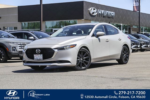 2022 MAZDA Mazda3 Premium