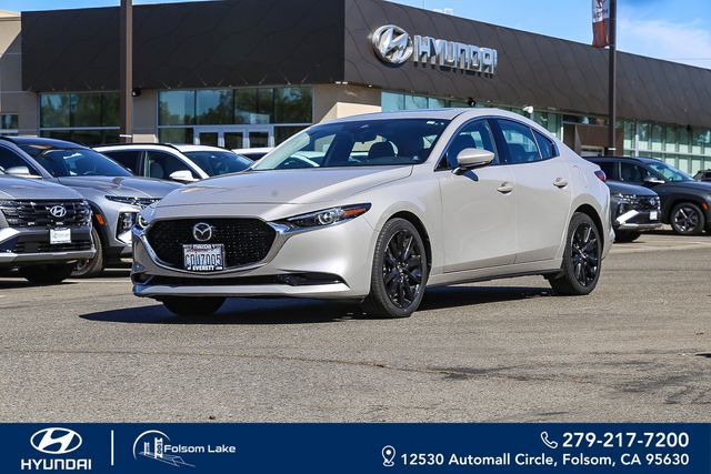 2022 MAZDA Mazda3 Premium