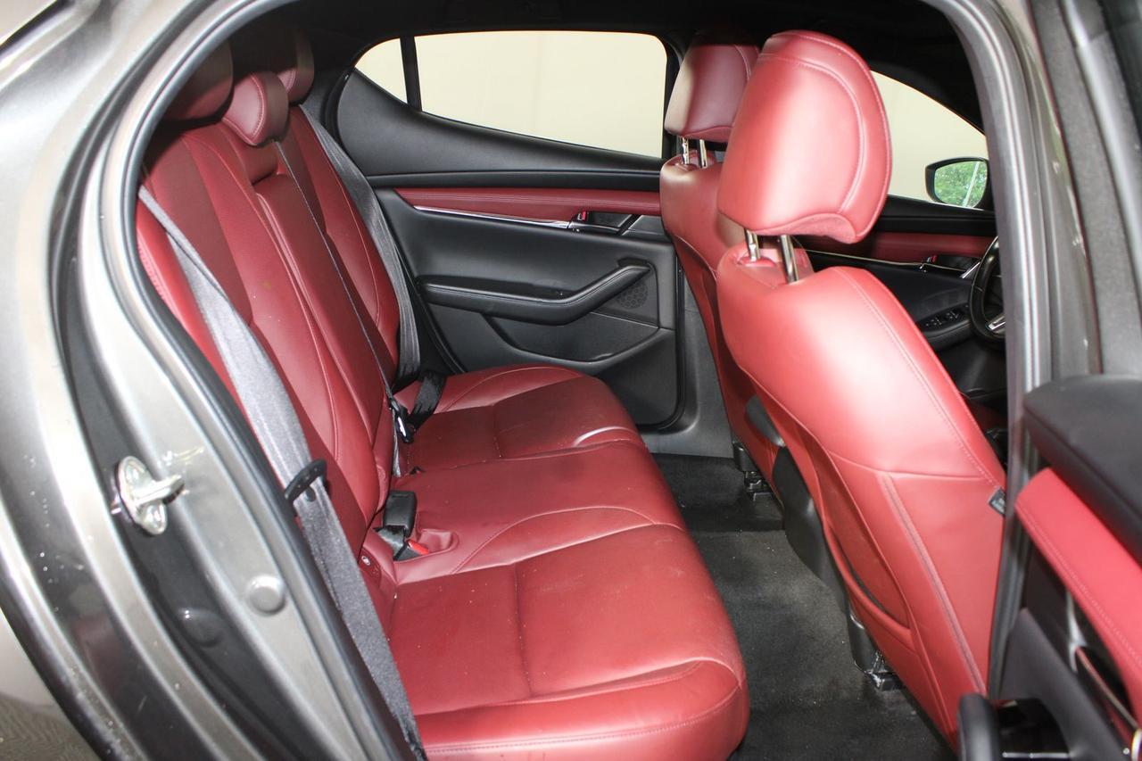 2022 MAZDA Mazda3 Premium Manassas VA