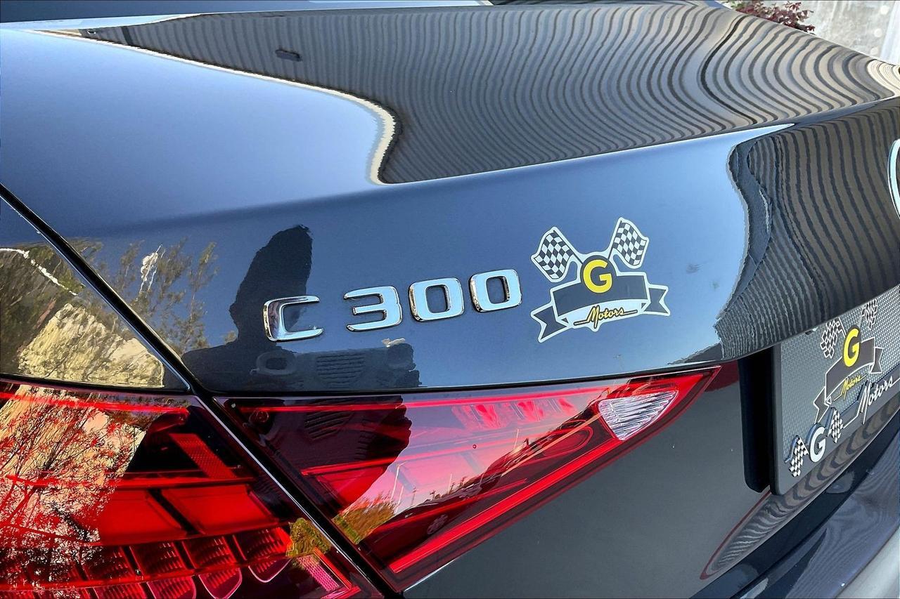 2022 MERCEDES-BENZ C-CLASS C300 Houston TX