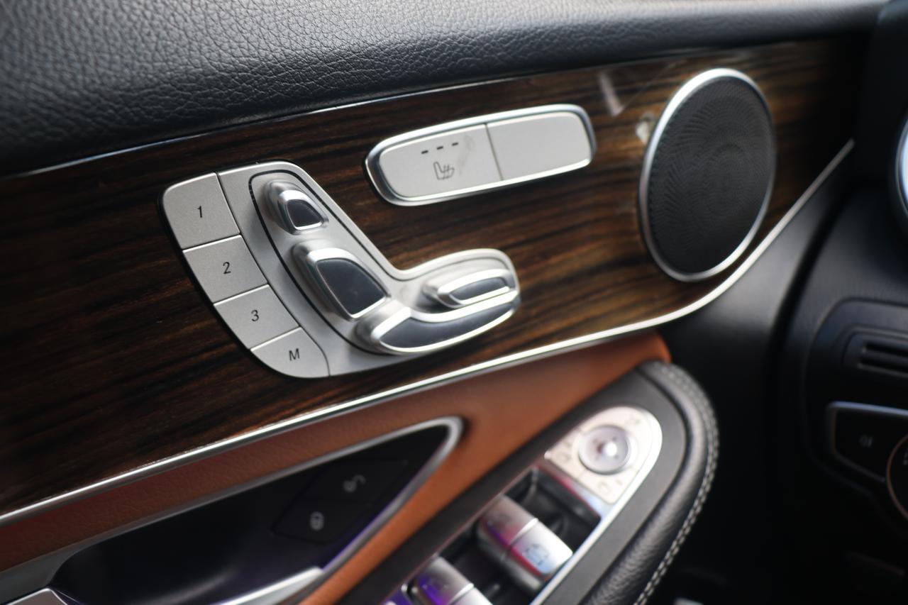 2022 MERCEDES-BENZ GLC 300 Houston TX