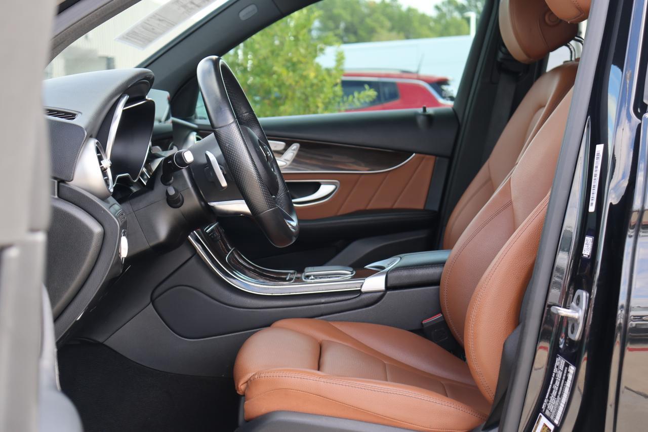 2022 MERCEDES-BENZ GLC 300 Houston TX