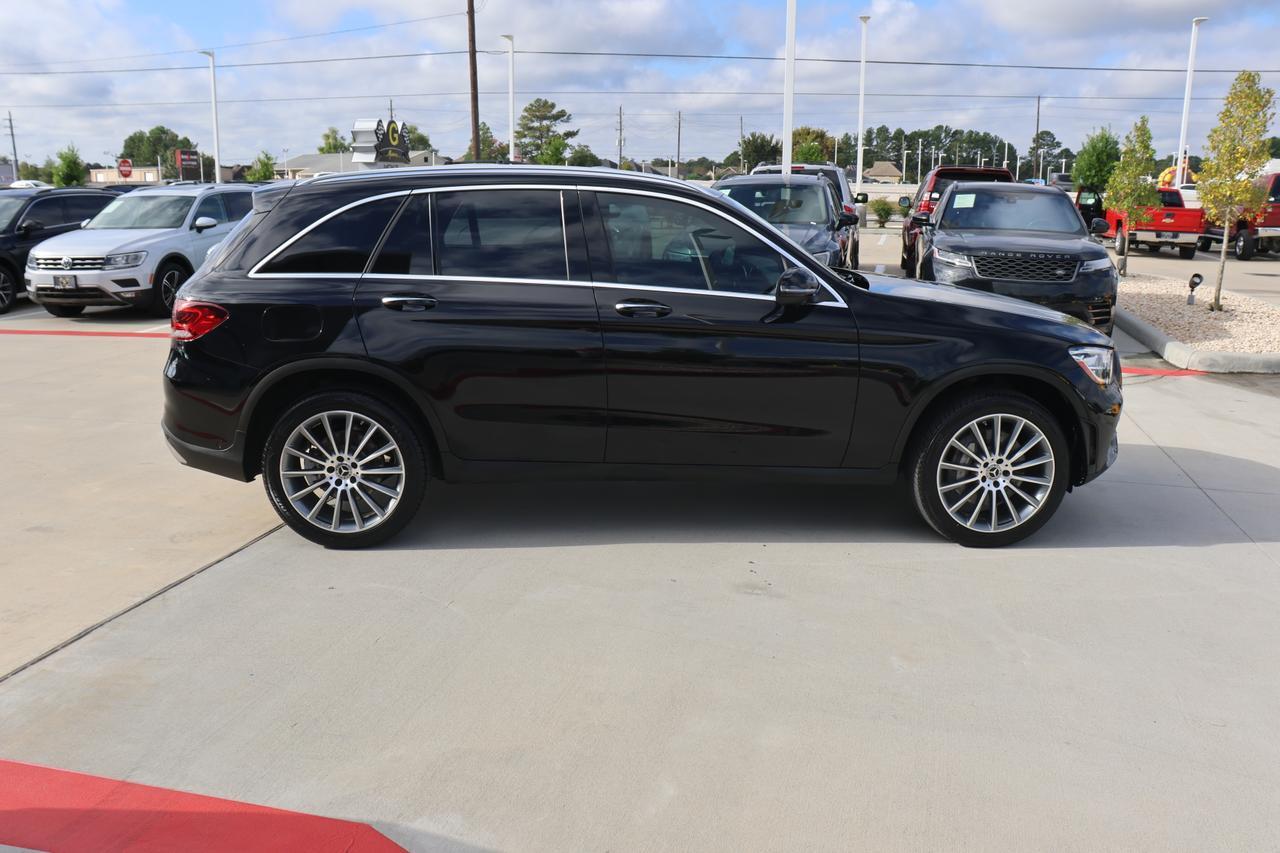 2022 MERCEDES-BENZ GLC 300 Houston TX