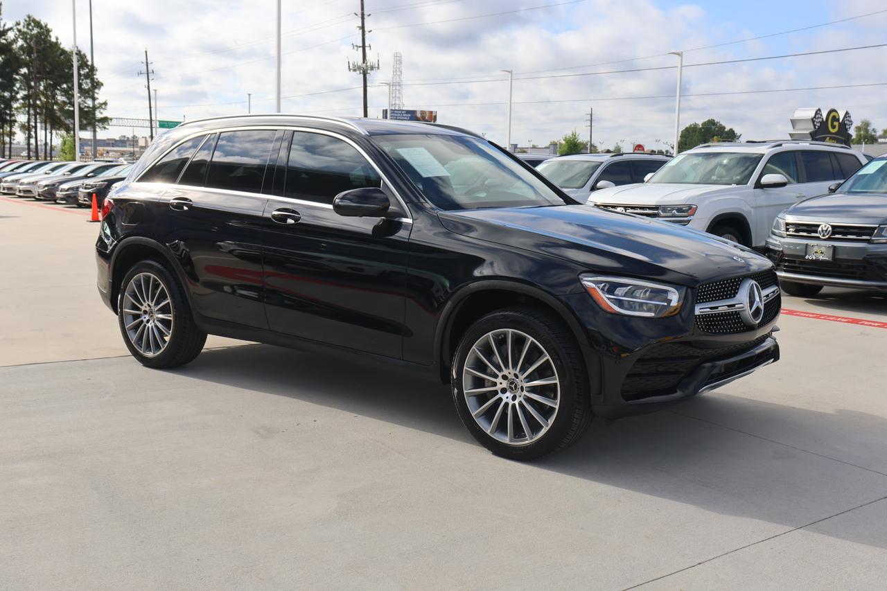 2022 MERCEDES-BENZ GLC 300 Houston TX