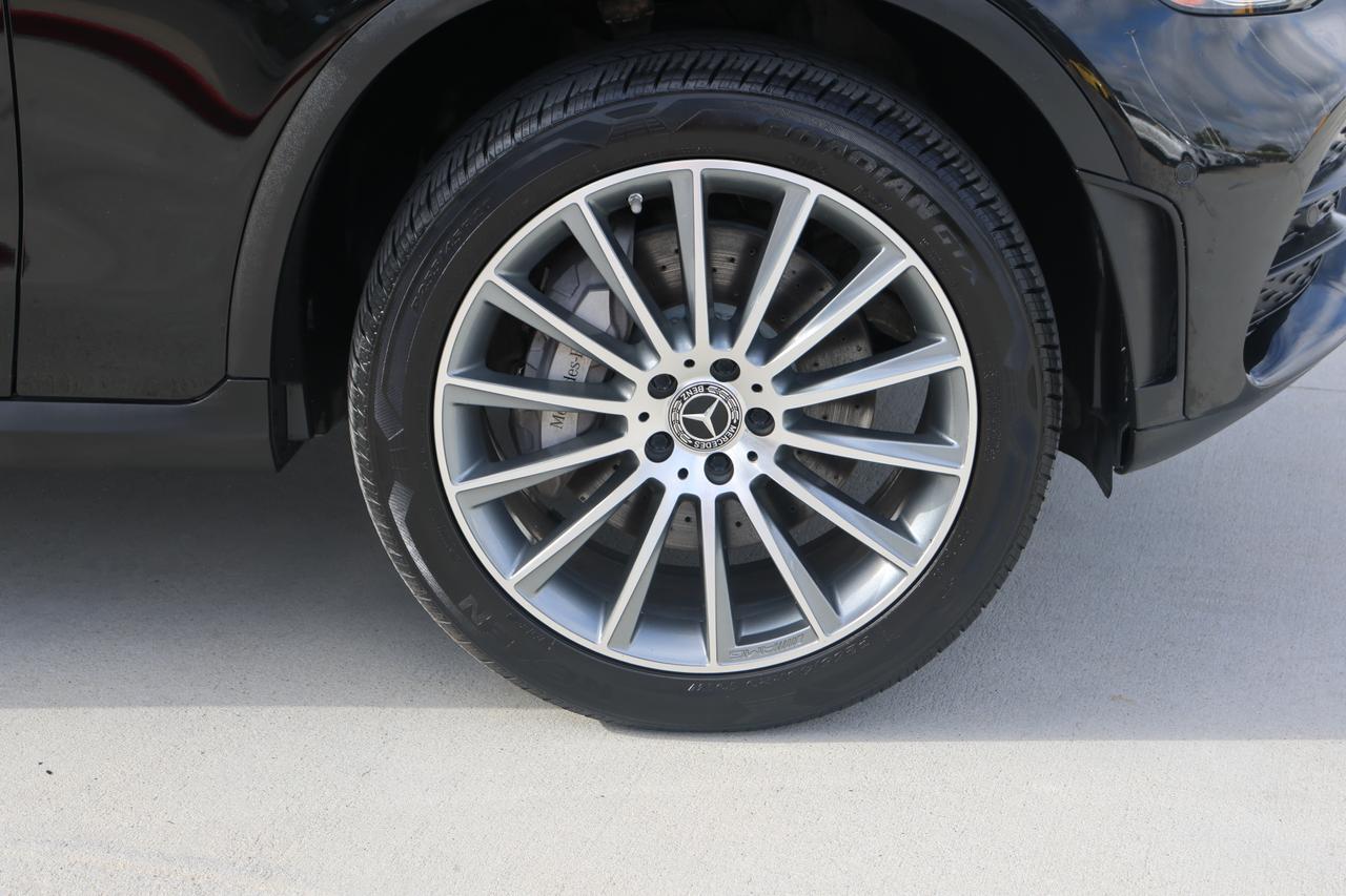 2022 MERCEDES-BENZ GLC 300 Houston TX