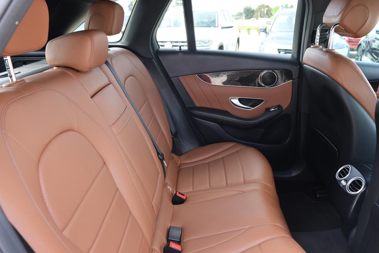 2022 MERCEDES-BENZ GLC 300 Houston TX