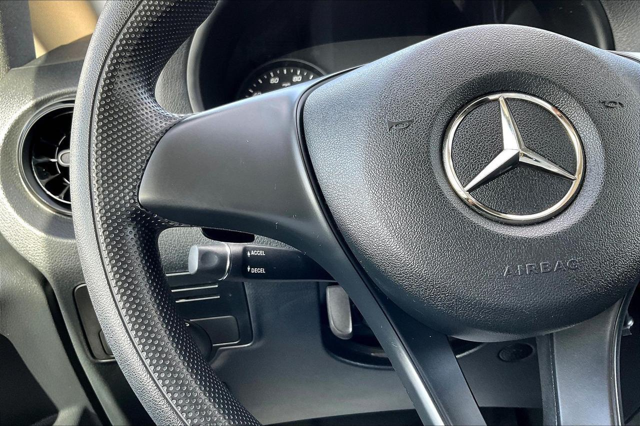 2022 MERCEDES-BENZ METRIS Houston TX