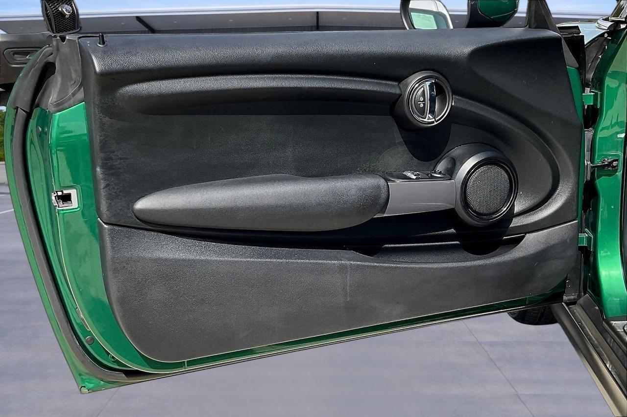 2022 MINI COOPER Houston TX