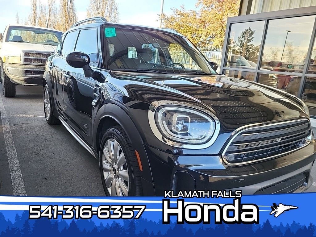 2022 MINI Cooper Countryman Oxford Edition