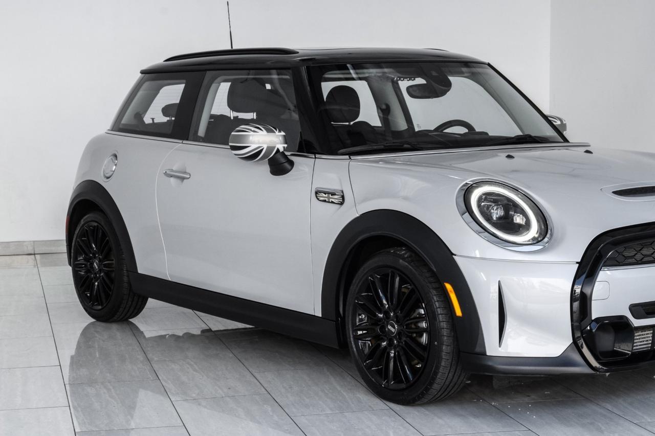 2022 MINI Cooper S AUTOMATIC PANORAMA LEATHER HEATED SEATS REAR CAMERA KEYLESS START PADDLE SHIFTERS Carrollton TX