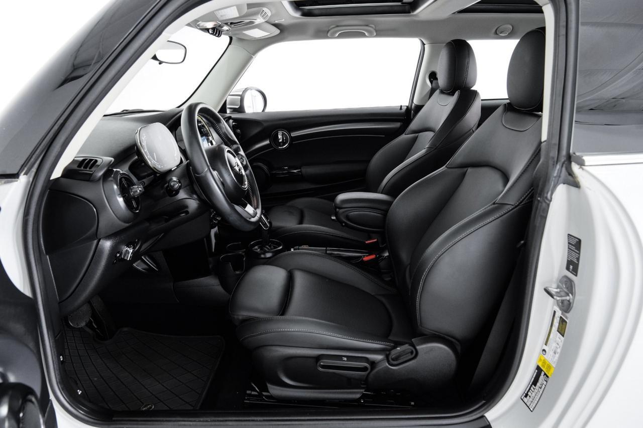 2022 MINI Cooper S AUTOMATIC PANORAMA LEATHER HEATED SEATS REAR CAMERA KEYLESS START PADDLE SHIFTERS Carrollton TX
