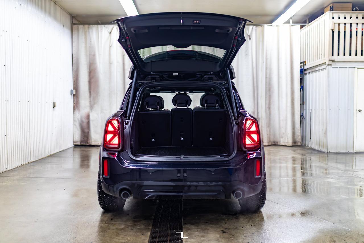 2022 MINI Cooper S All4 Countryman Leather Roof Nav BCam Red Deer AB