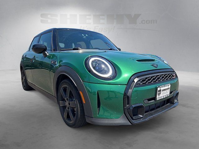 2022 MINI Cooper S Signature Fredericksburg VA