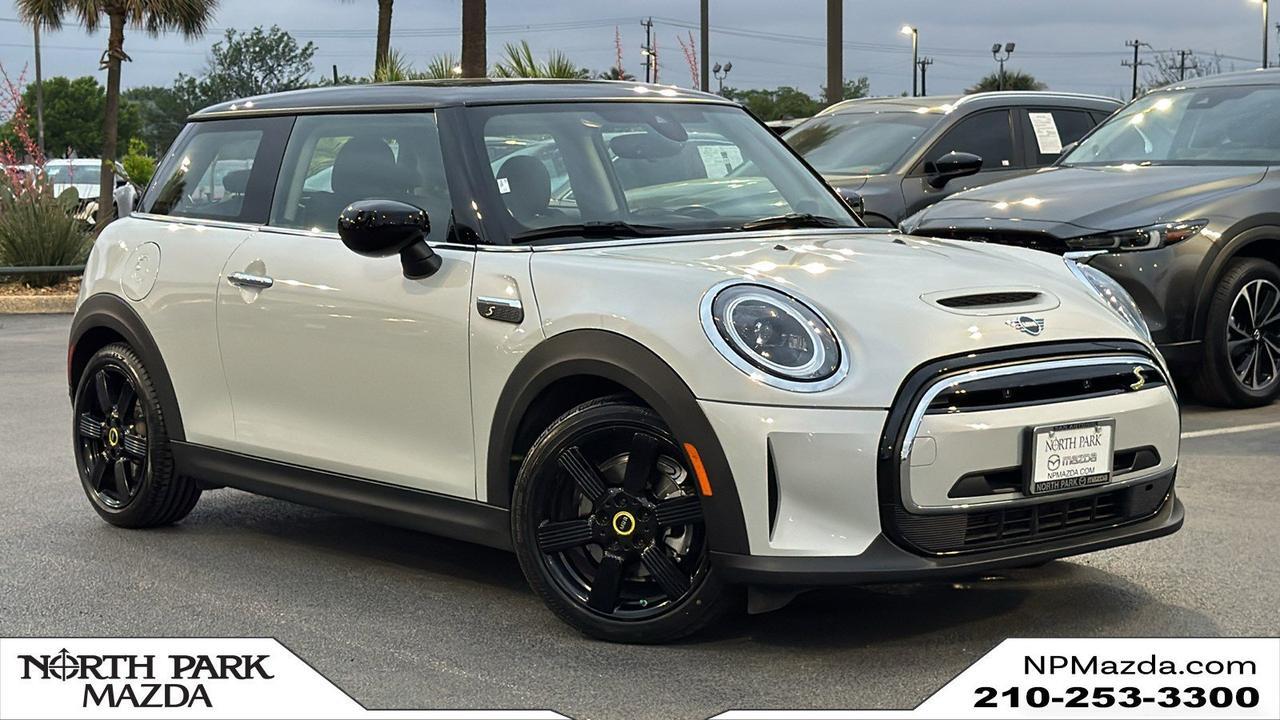 2022 MINI Hardtop 2 Door Cooper SE