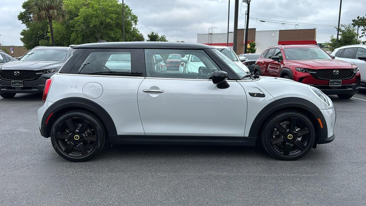 2022 MINI Hardtop 2 Door Cooper SE San Antonio TX